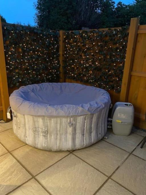 Stylish 1 Bedroom Studio Outdoor Area And Hot Tub Борнмут Екстер'єр фото